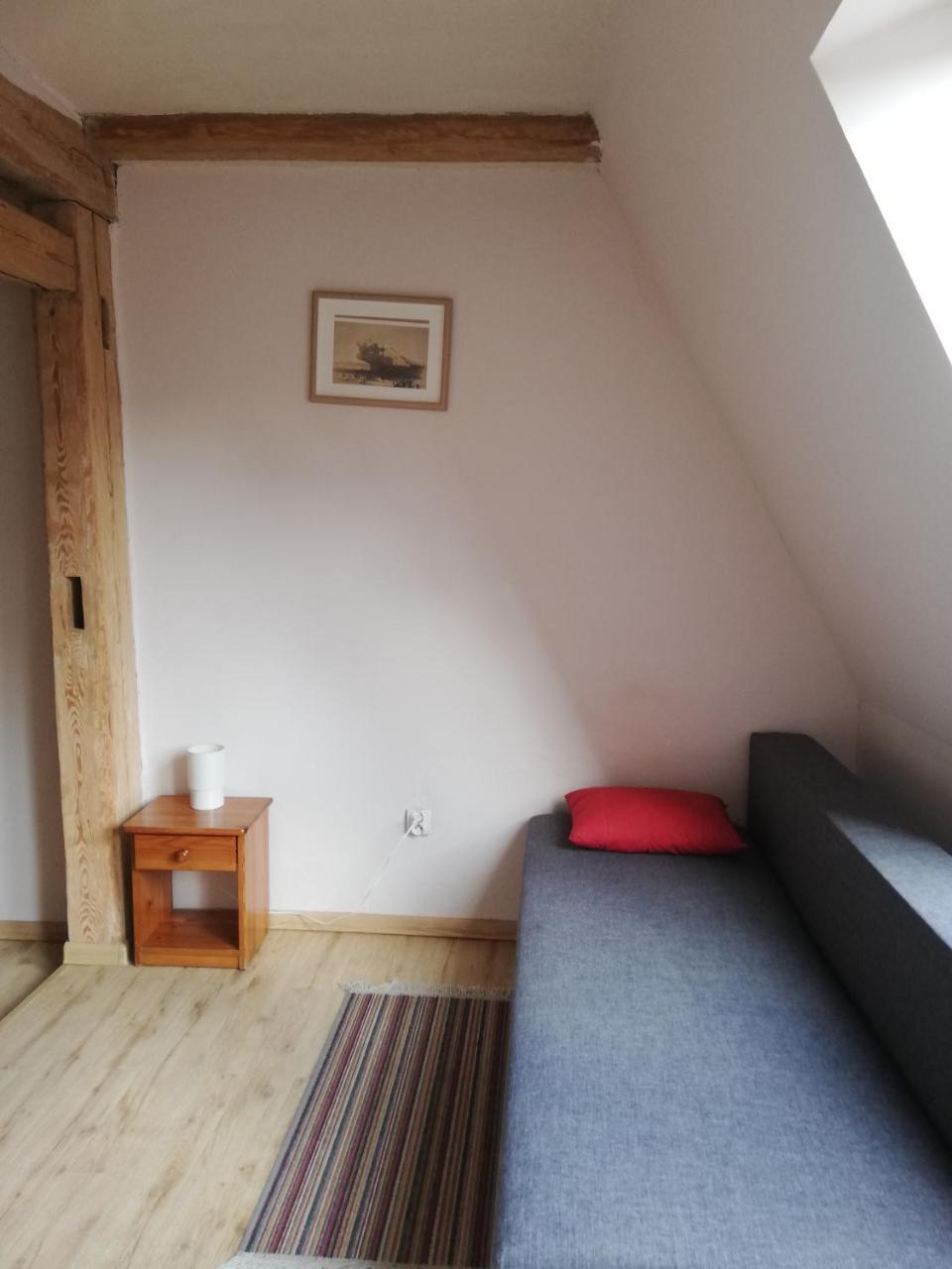 Karczma Belty Bed & Breakfast Glinno Ngoại thất bức ảnh