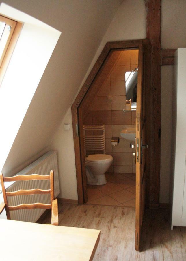 Karczma Belty Bed & Breakfast Glinno Ngoại thất bức ảnh