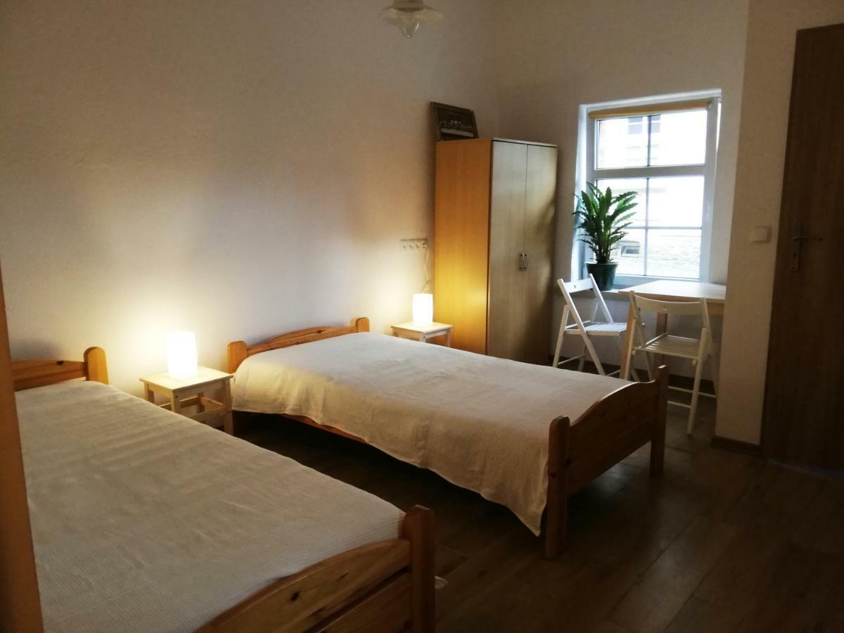Karczma Belty Bed & Breakfast Glinno Ngoại thất bức ảnh